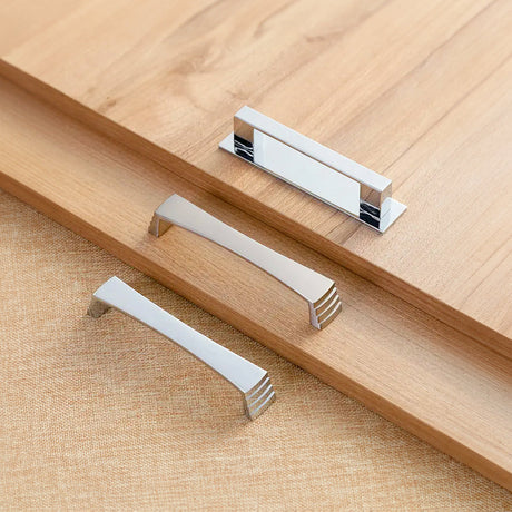 Furniture Handles & Knobs