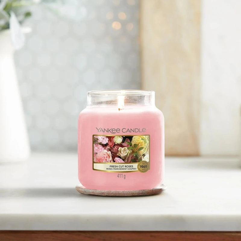 Yankee Scented Candle "Fresh Cut Roses" 411gm