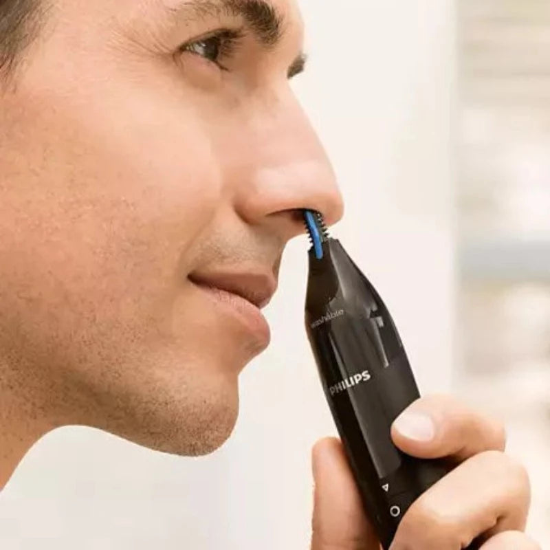 Phillips Nose and Ear Trimmer: 100% Water-Proof