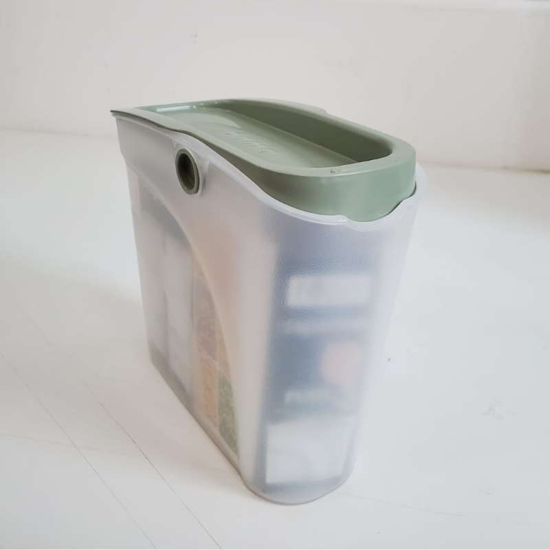 Plastic Container Dispenser 1.3 Ltr