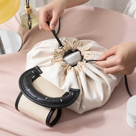 Smooth Makeup Handbag with Tightening Cord