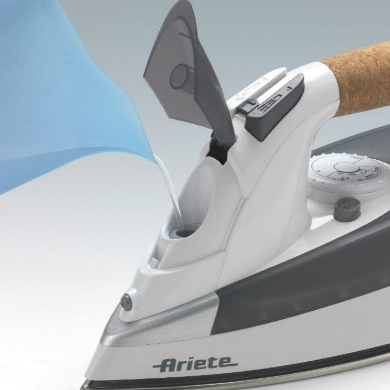 Professional Steam Iron 2200W