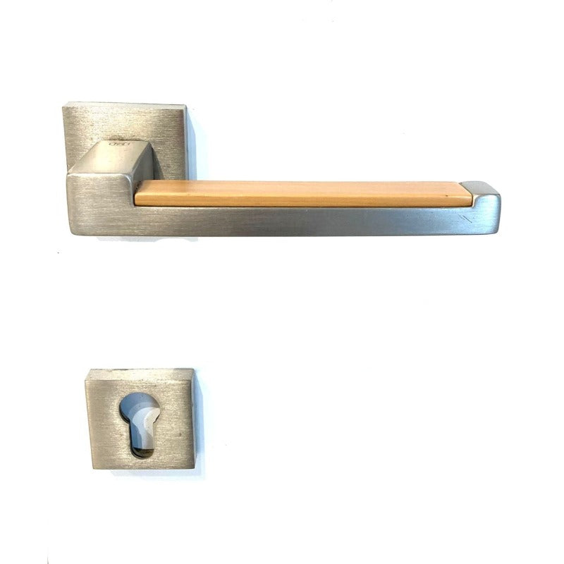 Handle on Rose Lucca SN