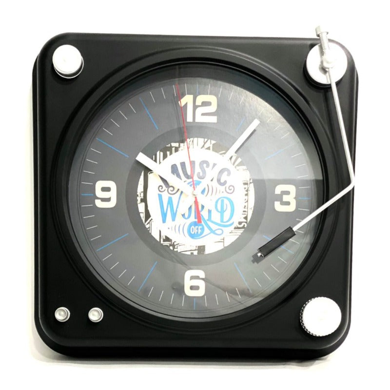 Metal Wall Clock Vintage Design