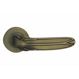 Handle on Round Rose With Round Key Escutcheons WAB