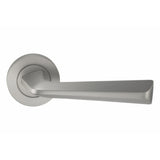 Handle on Round Rose w/ Round Key Escutcheons MSN