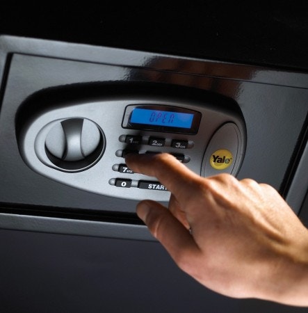 Yale Digital Safe